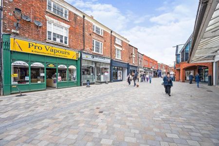 2 bedroom apartment to rent - Photo 4