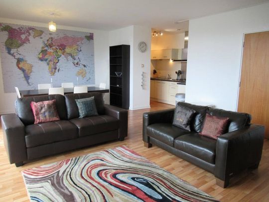 2 bedroom flat to rent - Photo 1