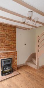 2 bedroom terraced house to rent - Photo 4