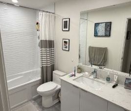 1 Bedroom + Den / Jr 2 Bedroom - Photo 4