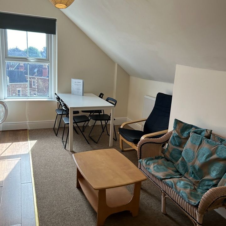 Room in a Shared Flat, Whiteladies Road, BS8 - Photo 1