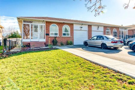 For Lease - 42 Montjoy Crescent, Brampton, Ontario - Photo 4