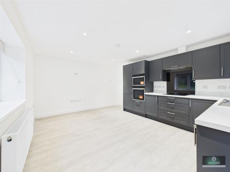 Old Hollow, Worth, Crawley - Photo 3