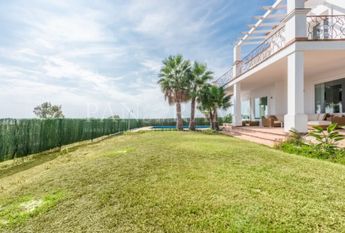 Lovely Andalusian style villa with modern furniture near Sotogrande