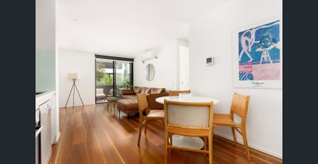 Idyllic Modern Living with Brunswick East at your feet - Photo 5