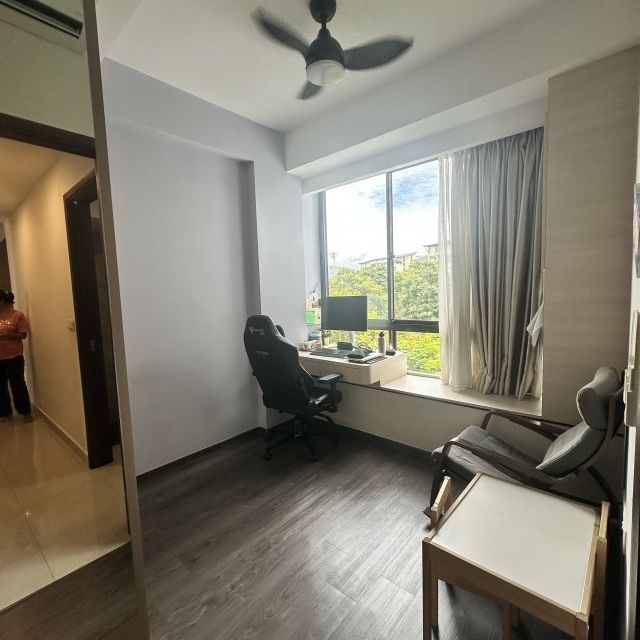 Fully furnished 3-Bedrooms for rent at Rosewood Suites - Photo 1