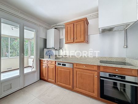 Apartment - Photo 4