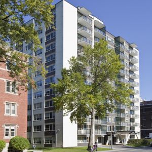 3033 Sherbrooke West - Chequers Place - 2 Bedrooms - 3033 Rue Sherbrooke Ouest, Montréal - Photo 2