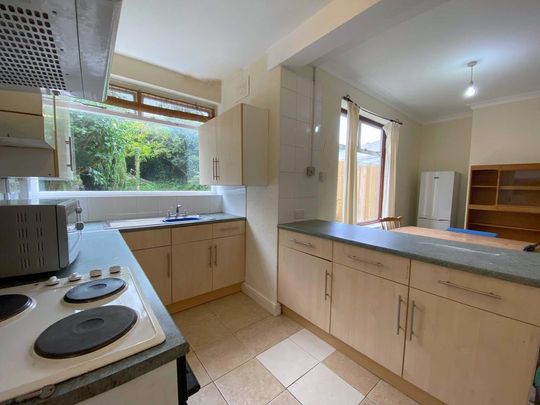 3 bedroom semi-detached house to rent - Photo 1