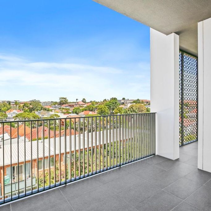 Sleek And Modern Two Bedroom Unit - Photo 1