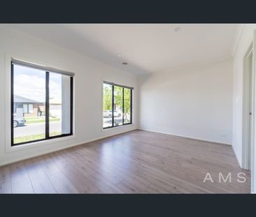 15 Jaffa Street, Kalkallo, Vic 3064 - Photo 5