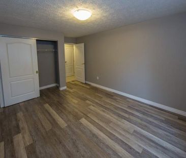 apartments at 1904 Paris Street - Photo 4