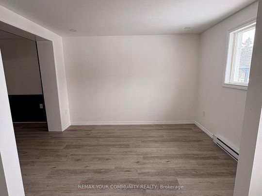 For Lease - 22 Clifton Street Unit# Main Floor, Kawartha Lakes, Ontario - Photo 1