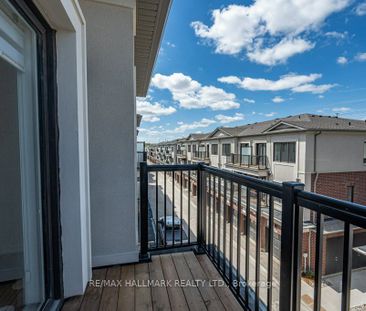 For Lease - 49 Matawin Lane, Richmond Hill, Ontario - Photo 2