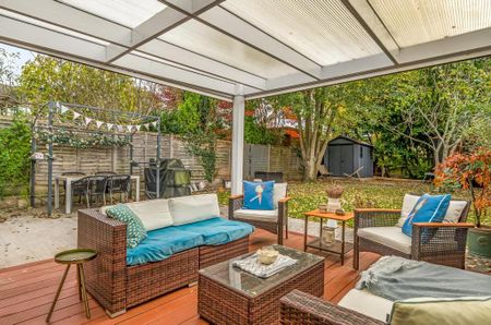 5 bedroom semi-detached house to rent - Photo 3