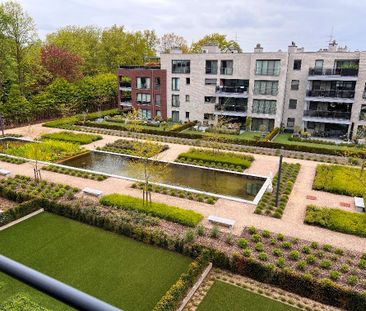 Ruim hedendaags gelijkvloers appartement in het centrum van Lier - Photo 6