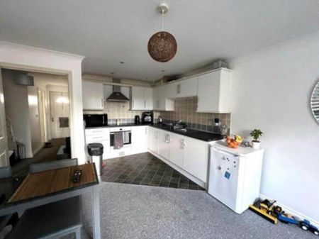2 bedroom apartment to rent - Photo 2