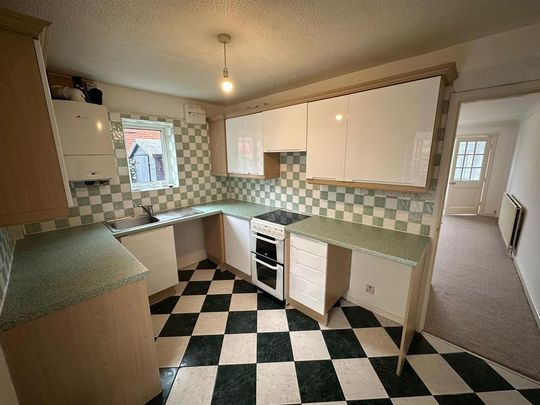 2 bedroom house to rent - Photo 1