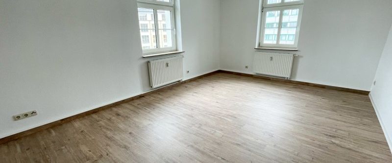 Helle 2-Raum-Wohnung im 1. Obergeschoss in Gornsdorf! - Photo 1