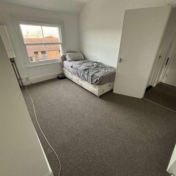 Albert Road, Bognor Regis, PO21 - Photo 1