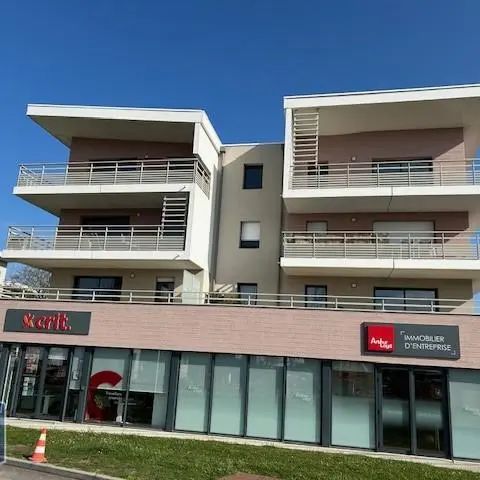 Appartement à louer 3 pièces 66.35m² - Photo 1