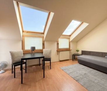 Kawalerka 28 m², bardzo wysokie, 4. piętro, studio - Photo 2