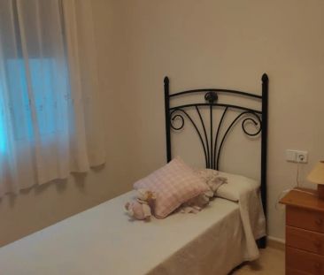 Piso de alquiler en Calle Ramon y Cajal, Ciudad Jardín - Photo 4