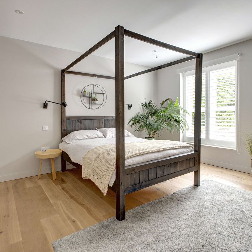 Daisy Bank Road, Leckhampton, Cheltenham, Gloucestershire - Photo 1