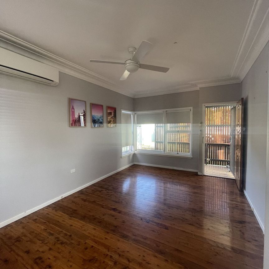 NEAT & TIDY HOME - Photo 1