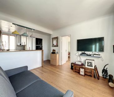 🌇 F2 Meublé avec Terrasse – Dernier Étage Traversant – Paris 20e - Photo 3