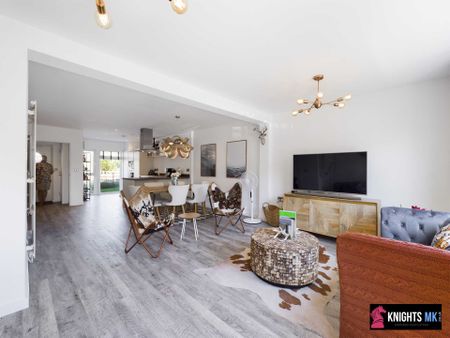 Price £2,400 pcm - Available Now - Furnished - Photo 2