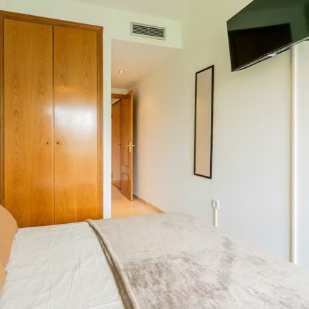 Plaça de les Bandes de Música de la Comunitat Valenciana, Valencia, Valencian Community 46013 - Foto 4