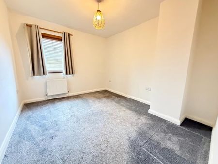 12a Riverdale Park, Portglenone, Ballymena, BT44 8HX - Photo 4