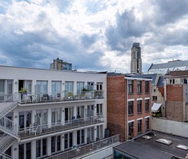 Appartement te huur in Antwerpen voor € 850 met 1 slaapkamer - Photo 4