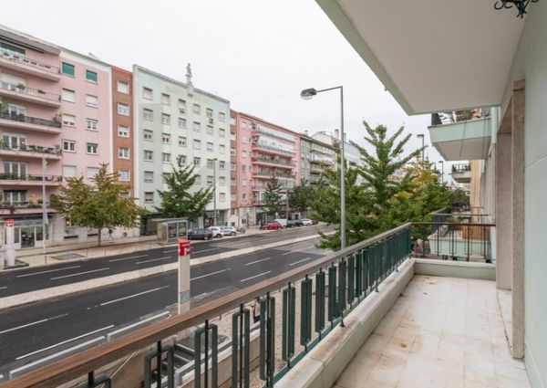 Apartamento T3 em Lisboa