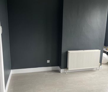3 Bed Semi-Detached House, Boundary Road, S2 - Photo 1