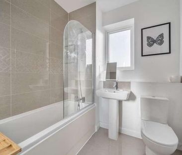 London, Colindale, NW9 - Photo 1