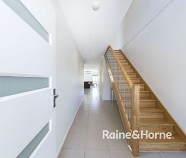 Space, Location & Superb Design - Photo 3