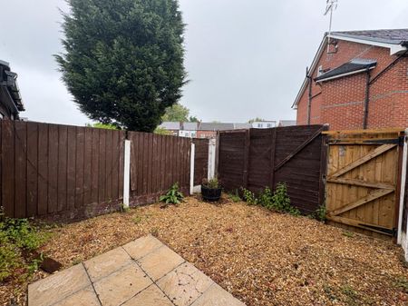 Bickershaw Lane, Bickershaw, , UK - Photo 5