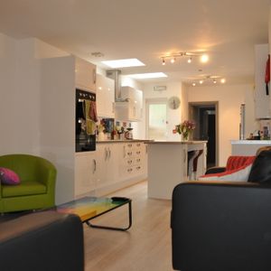 15 TEIGNMOUTH ROAD - Photo 2