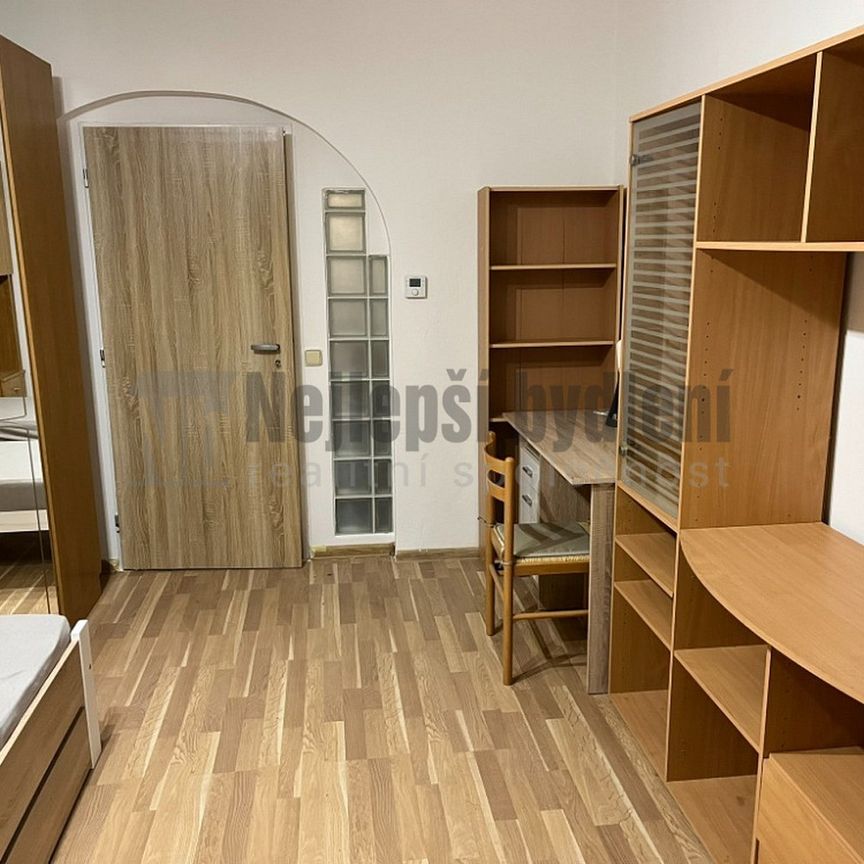 Pronájem bytu 3+1 74 m² - Fotografie 1