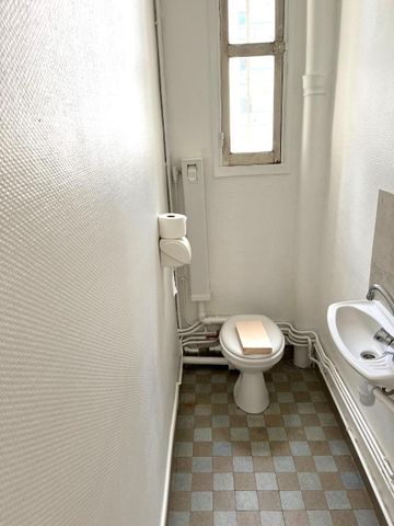 Location Appartement 2 pièces 47m² NANTES 44100 - Photo 3