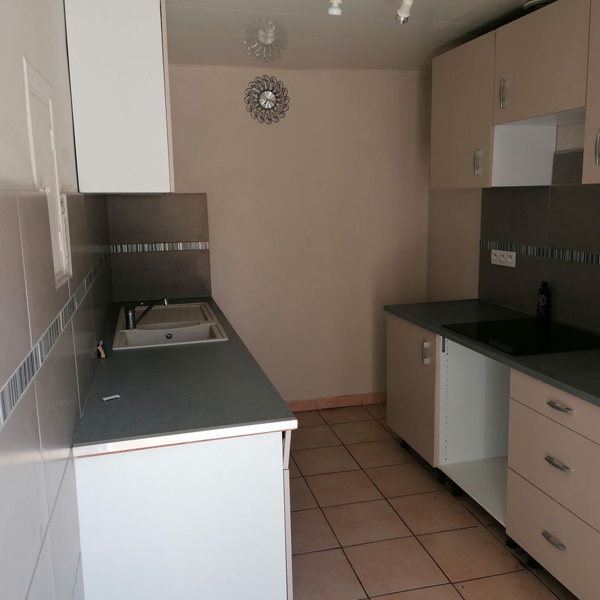 Location Appartement 2 pièces 51m² LEVENS 06670 - Photo 1