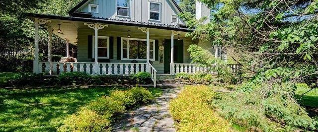 À louer / Maison à étages - Photo 1