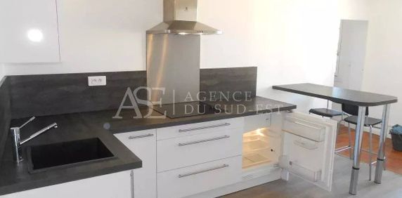 Location Studio - Photo 2