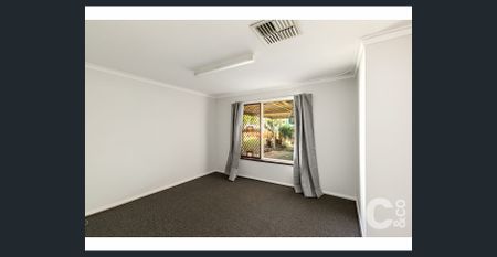 7 Canham Way, Orelia, WA 6167 - Photo 2