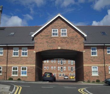 2 bedroom ground floor flat to rent - Photo 3