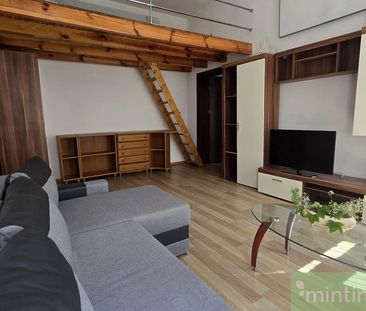 Duża Kawalerka-Centrum 1.piętro-Kamienica - Zdjęcie 2