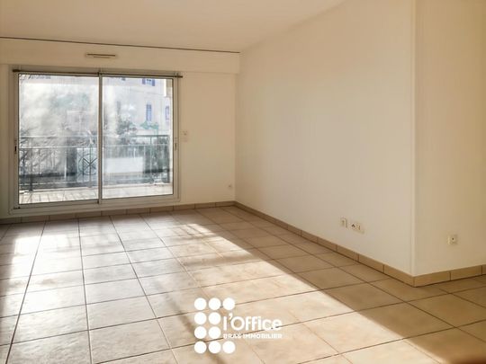 Location Appartement 3 pièces 68m² LES SABLES D OLONNE 85100 - Photo 1