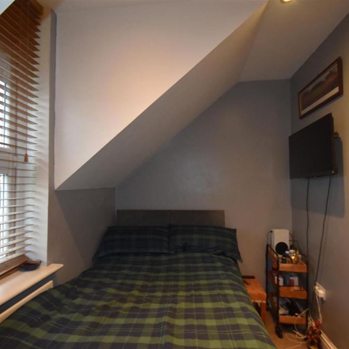 2 bedroom house to rent - Photo 1